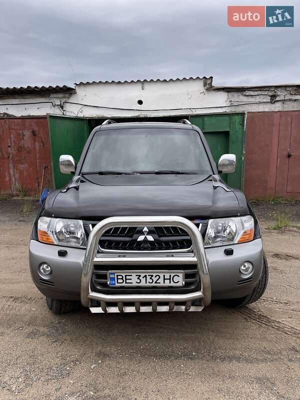 Внедорожник / Кроссовер Mitsubishi Pajero Wagon 2004 в Николаеве