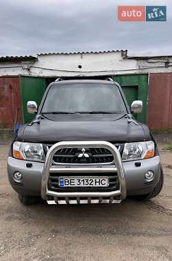 Внедорожник / Кроссовер Mitsubishi Pajero Wagon 2004 в 