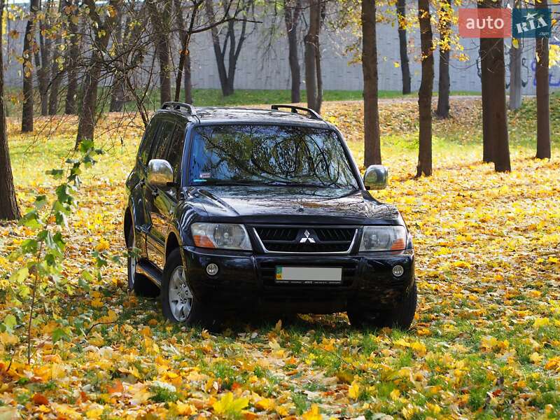 Внедорожник / Кроссовер Mitsubishi Pajero Wagon 2005 в Киеве фото 5 Внедорожник / Кроссовер Mitsubishi Pajero Wagon 2005 в Киеве