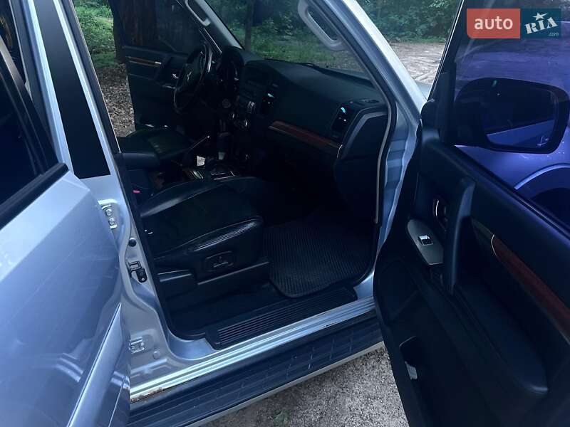Позашляховик / Кросовер Mitsubishi Pajero Wagon 2007 в Павлограді