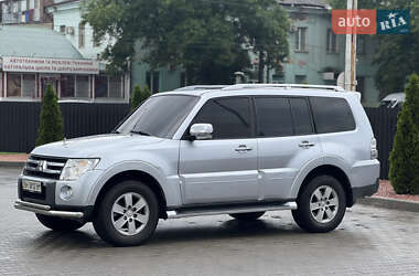 Внедорожник / Кроссовер Mitsubishi Pajero Wagon 2008 в 
