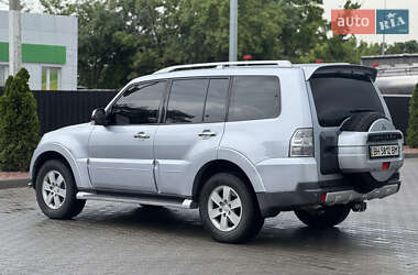 Внедорожник / Кроссовер Mitsubishi Pajero Wagon 2008 в 