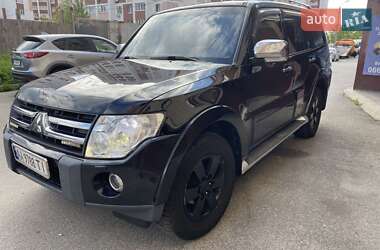 Внедорожник / Кроссовер Mitsubishi Pajero Wagon 2008 в 