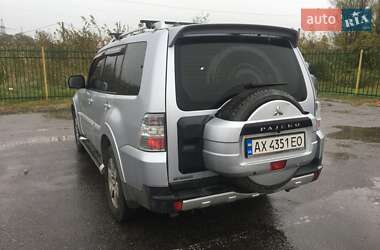 Внедорожник / Кроссовер Mitsubishi Pajero Wagon 2008 в 
