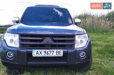 Внедорожник / Кроссовер Mitsubishi Pajero Wagon 2007 в 