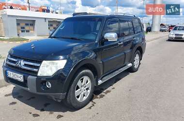 Внедорожник / Кроссовер Mitsubishi Pajero Wagon 2008 в 