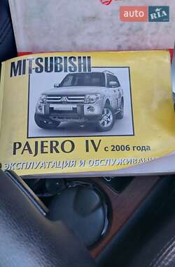 Внедорожник / Кроссовер Mitsubishi Pajero Wagon 2008 в 