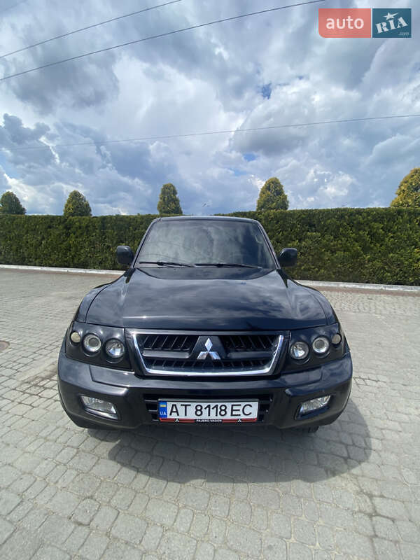Внедорожник / Кроссовер Mitsubishi Pajero Wagon 2002 в Ивано-Франковске