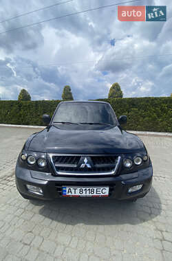 Внедорожник / Кроссовер Mitsubishi Pajero Wagon 2002 в 