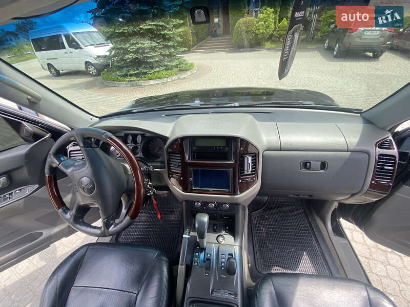 Внедорожник / Кроссовер Mitsubishi Pajero Wagon 2002 в Ивано-Франковске