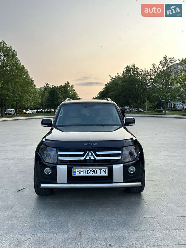 Внедорожник / Кроссовер Mitsubishi Pajero Wagon 2007 в Николаеве