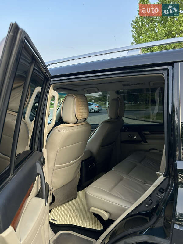 Внедорожник / Кроссовер Mitsubishi Pajero Wagon 2007 в Николаеве