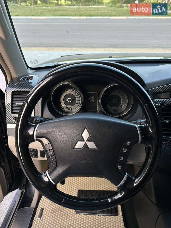 Внедорожник / Кроссовер Mitsubishi Pajero Wagon 2007 в Николаеве