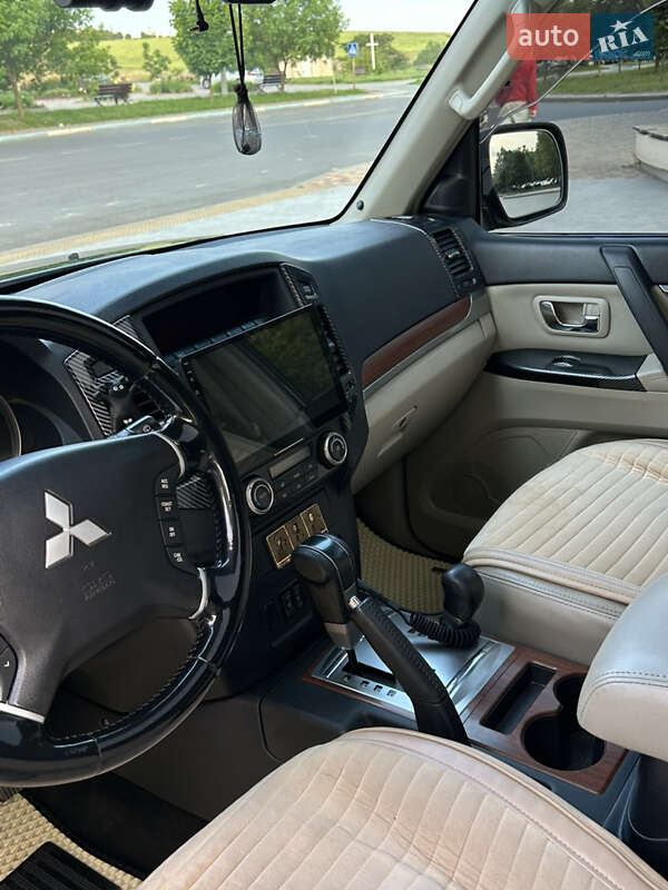 Внедорожник / Кроссовер Mitsubishi Pajero Wagon 2007 в Николаеве