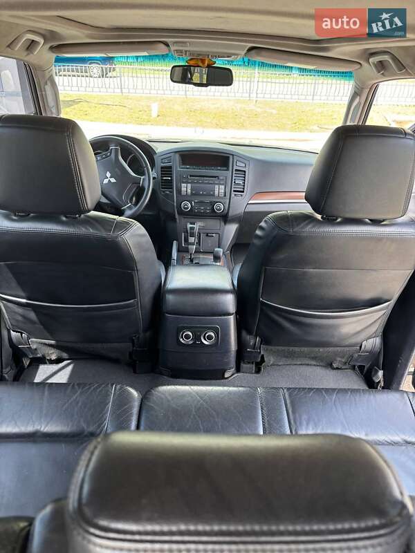 Внедорожник / Кроссовер Mitsubishi Pajero Wagon 2008 в Харькове