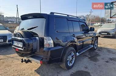 Внедорожник / Кроссовер Mitsubishi Pajero Wagon 2010 в 