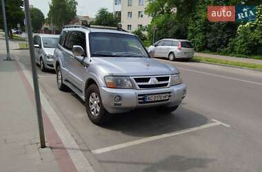 Позашляховик / Кросовер Mitsubishi Pajero Wagon 2005 в Володимирі