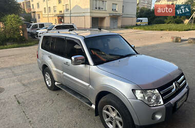 Позашляховик / Кросовер Mitsubishi Pajero Wagon 2008 в 