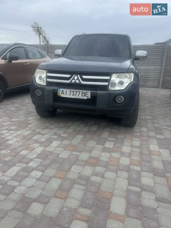 Позашляховик / Кросовер Mitsubishi Pajero Wagon 2008 в Вишневому