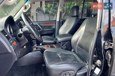 Внедорожник / Кроссовер Mitsubishi Pajero Wagon 2007 в 