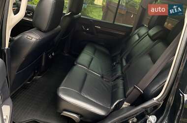 Внедорожник / Кроссовер Mitsubishi Pajero Wagon 2007 в 