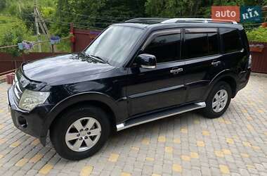 Внедорожник / Кроссовер Mitsubishi Pajero Wagon 2007 в 