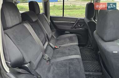 Внедорожник / Кроссовер Mitsubishi Pajero Wagon 2007 в 