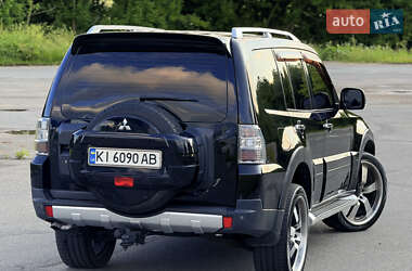 Внедорожник / Кроссовер Mitsubishi Pajero Wagon 2007 в 