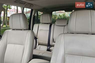Внедорожник / Кроссовер Mitsubishi Pajero Wagon 2014 в 