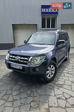 Позашляховик / Кросовер Mitsubishi Pajero Wagon 2010 в Сумах