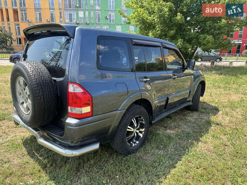 Позашляховик / Кросовер Mitsubishi Pajero Wagon 2006 в Києві