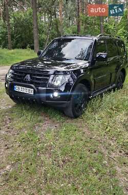 Внедорожник / Кроссовер Mitsubishi Pajero Wagon 2008 в 