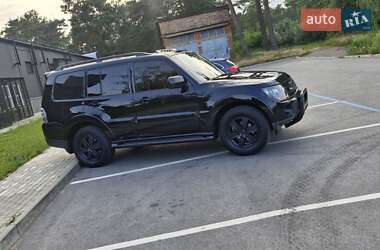 Внедорожник / Кроссовер Mitsubishi Pajero Wagon 2008 в 