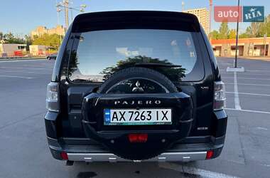 Внедорожник / Кроссовер Mitsubishi Pajero Wagon 2007 в 