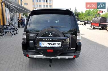 Внедорожник / Кроссовер Mitsubishi Pajero Wagon 2008 в 