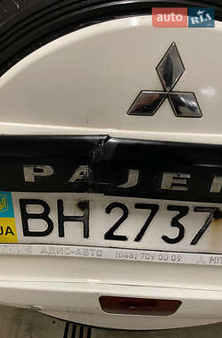 Внедорожник / Кроссовер Mitsubishi Pajero Wagon 2009 в 