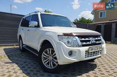 Позашляховик / Кросовер Mitsubishi Pajero Wagon 2013 в Козині