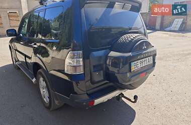 Внедорожник / Кроссовер Mitsubishi Pajero Wagon 2007 в 