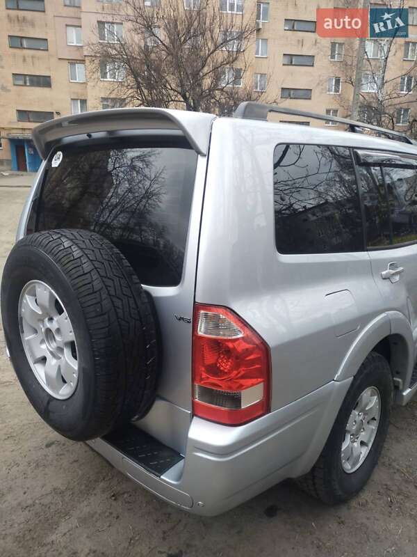 Внедорожник / Кроссовер Mitsubishi Pajero Wagon 2007 в Черкассах