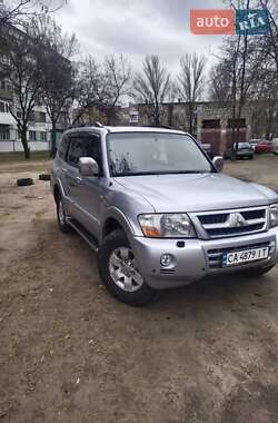 Mitsubishi Pajero Wagon 2007
