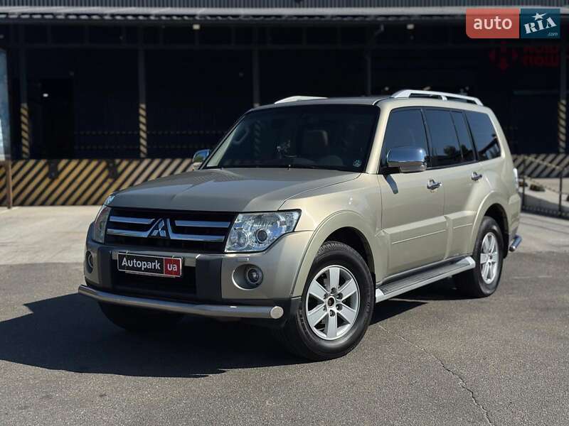 Mitsubishi Pajero Wagon 2008