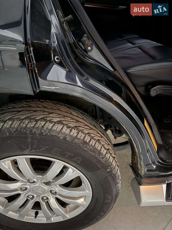 Позашляховик / Кросовер Mitsubishi Pajero Wagon 2007 в Чернівцях фото 10 Позашляховик / Кросовер Mitsubishi Pajero Wagon 2007 в Чернівцях