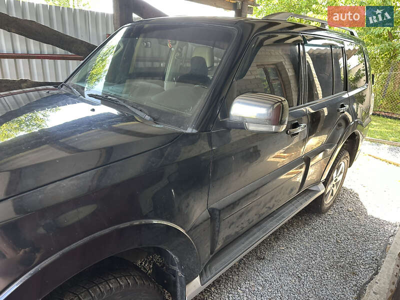 Позашляховик / Кросовер Mitsubishi Pajero Wagon 2007 в Львові фото 6 Позашляховик / Кросовер Mitsubishi Pajero Wagon 2007 в Львові