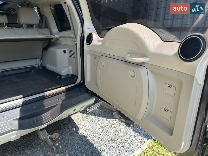 Позашляховик / Кросовер Mitsubishi Pajero Wagon 2007 в Львові фото 13 Позашляховик / Кросовер Mitsubishi Pajero Wagon 2007 в Львові