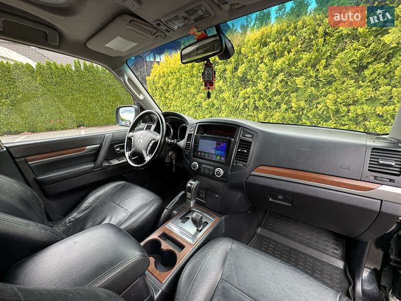 Внедорожник / Кроссовер Mitsubishi Pajero Wagon 2008 в Стрые