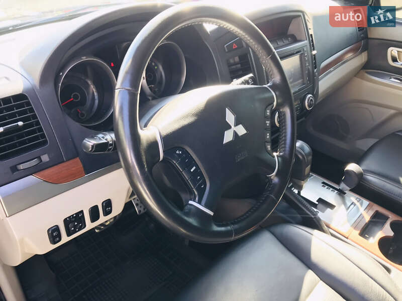 Внедорожник / Кроссовер Mitsubishi Pajero Wagon 2007 в Одессе