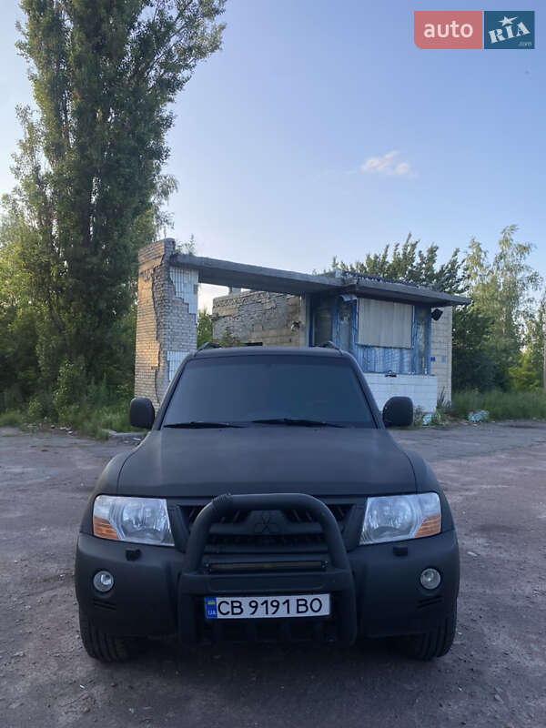 Позашляховик / Кросовер Mitsubishi Pajero Wagon 2004 в Ямпілю