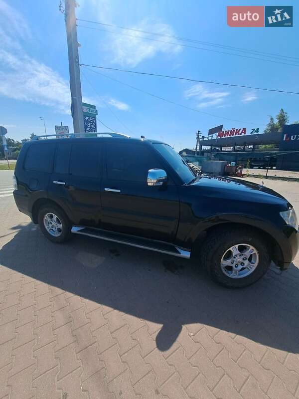 Внедорожник / Кроссовер Mitsubishi Pajero Wagon 2007 в Житомире