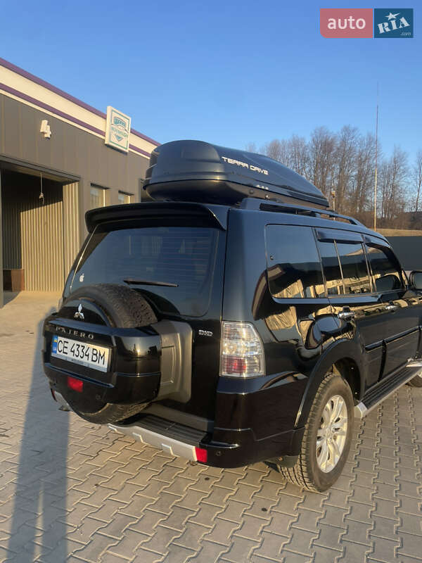 Позашляховик / Кросовер Mitsubishi Pajero Wagon 2012 в Чернівцях