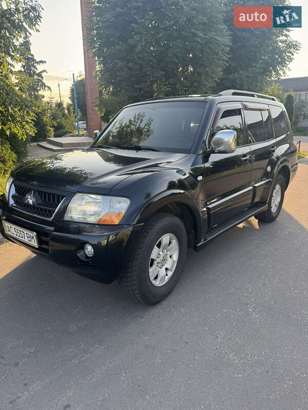 Mitsubishi Pajero Wagon 2005